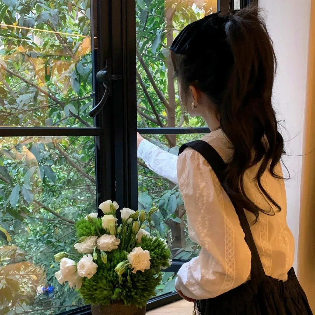 四十四只石狮子